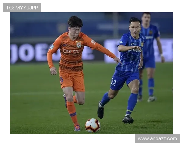 重庆与鲁能激战正酣现场直播全程回顾与精彩瞬间分析