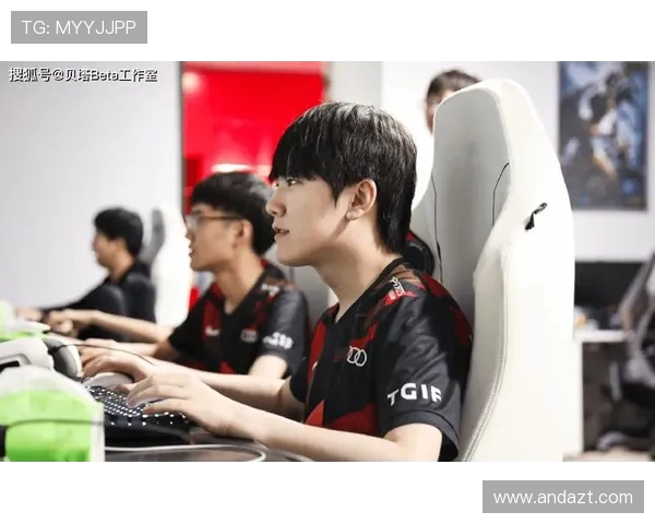 和平精英战术解析：深入剖析TES战队的进攻策略与执行细节